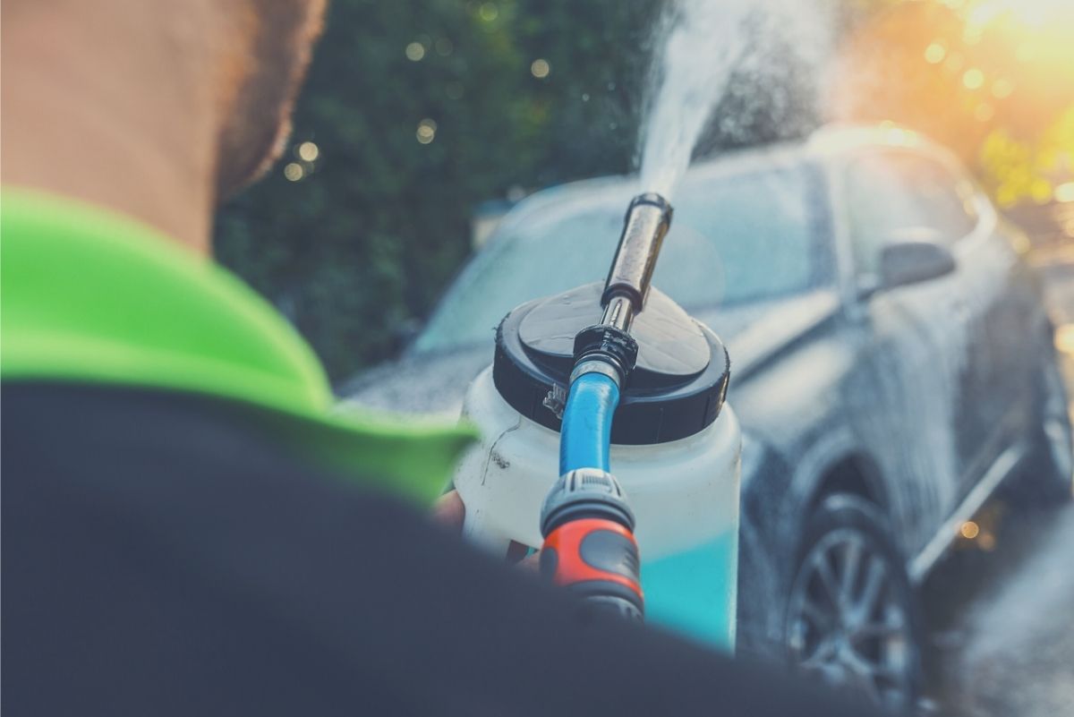 My Guide to The Best Foam Gun Car Wash [Buying Guide]
